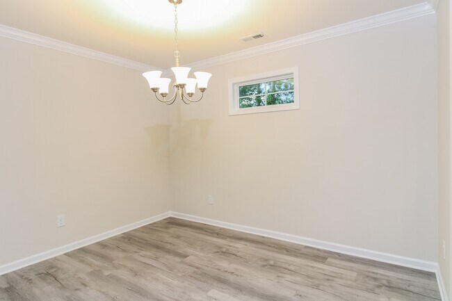 Foto del edificio - 108 Woodcote Dr