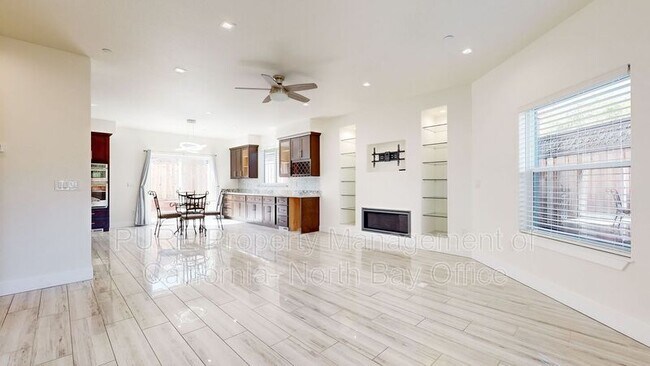 Foto del edificio - 3502 Parker Hill Court