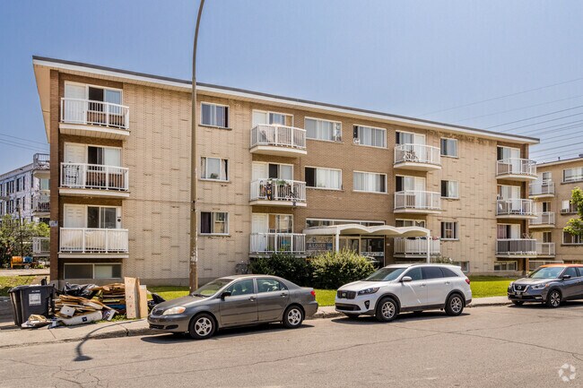 Photo du bâtiment - 10110 Pl Meilleur