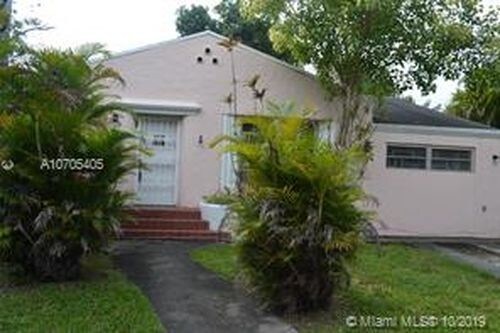 Primary Photo - 444 NE 39th St