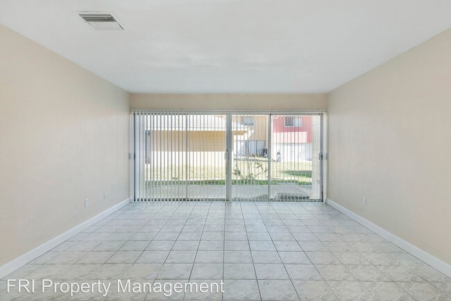Building Photo - 1010 N Fiske Blvd
