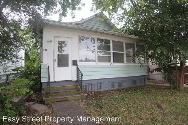 Building Photo - 2 br, 1 bath House - 637 3rd Ave S