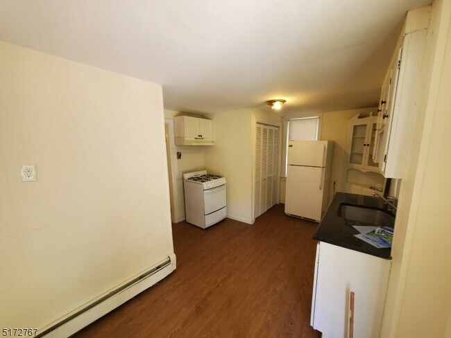 Foto del edificio - 26 Cook Ave