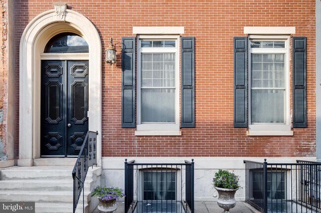 Foto del edificio - 3 bedroom unit with 2 car parking