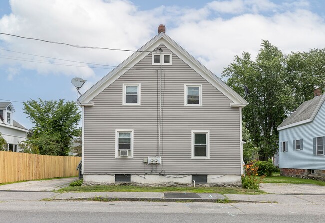 Photo - 140 Sawyer St Apartment