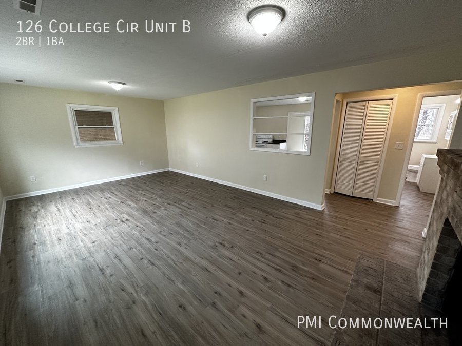 2 Bed / 1 Bath Duplex (Available Now) Apartment for Rent in Staunton