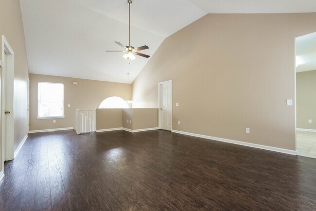 Building Photo - 7509 Stonehenge Way