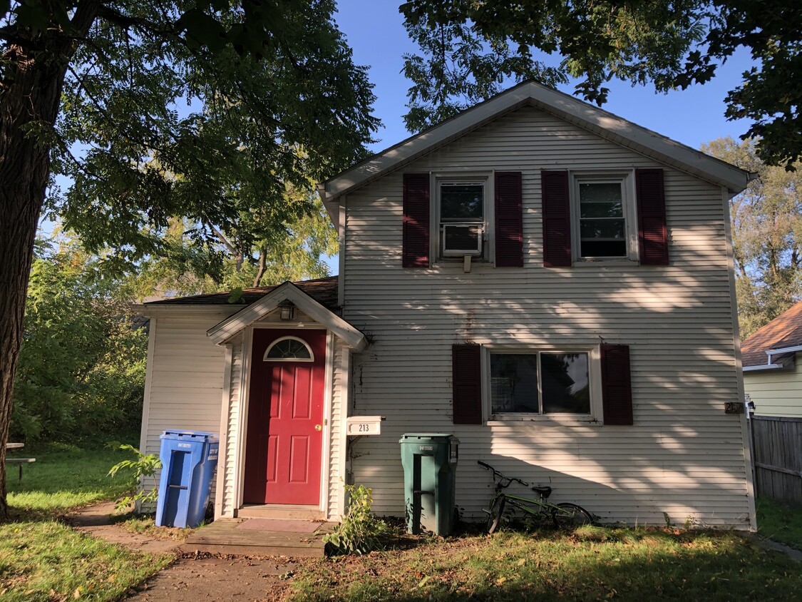 Outside, front of duplex from the street - 213 2nd St