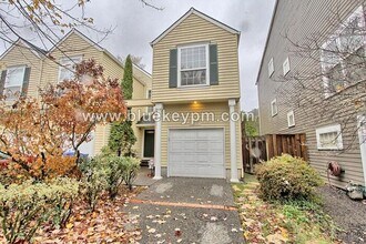 Building Photo - 6211 S Virginia Ave