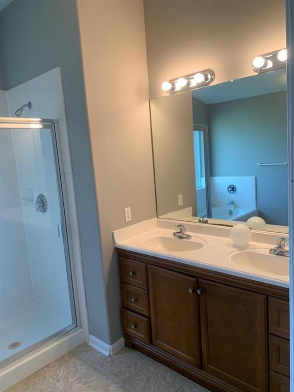 Foto del edificio - 3230 Forest Willow Ln