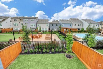 Building Photo - 10920 Keaton Landing Dr