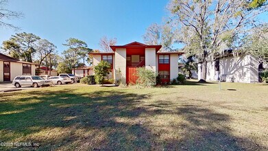 Building Photo - 474 Bentwood Ln