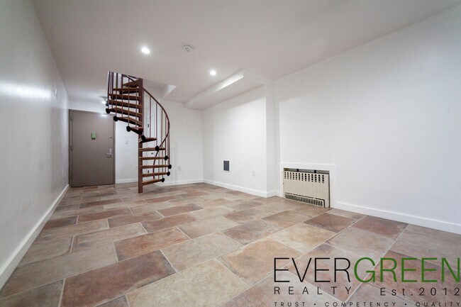 Building Photo - 218 Withers St