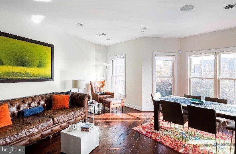 Foto principal - 1904 Vermont Ave NW