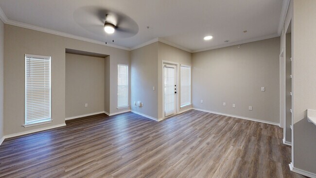 Interior Photo - Red Stone Ranch