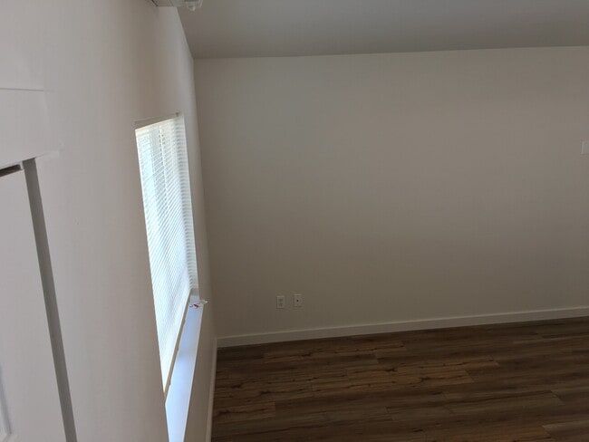 Building Photo - This Home Has It All!