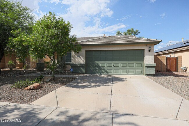 Building Photo - 15126 W Woodlands Ave