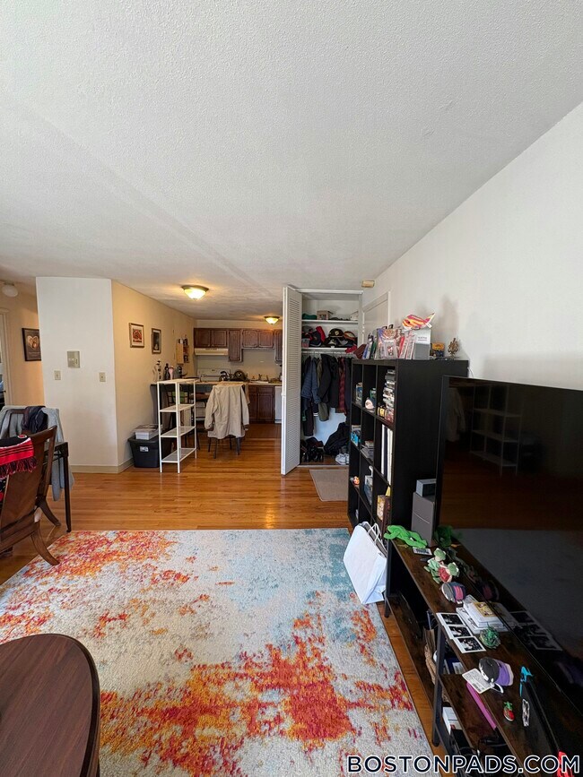 Foto del edificio - 245 Kelton St