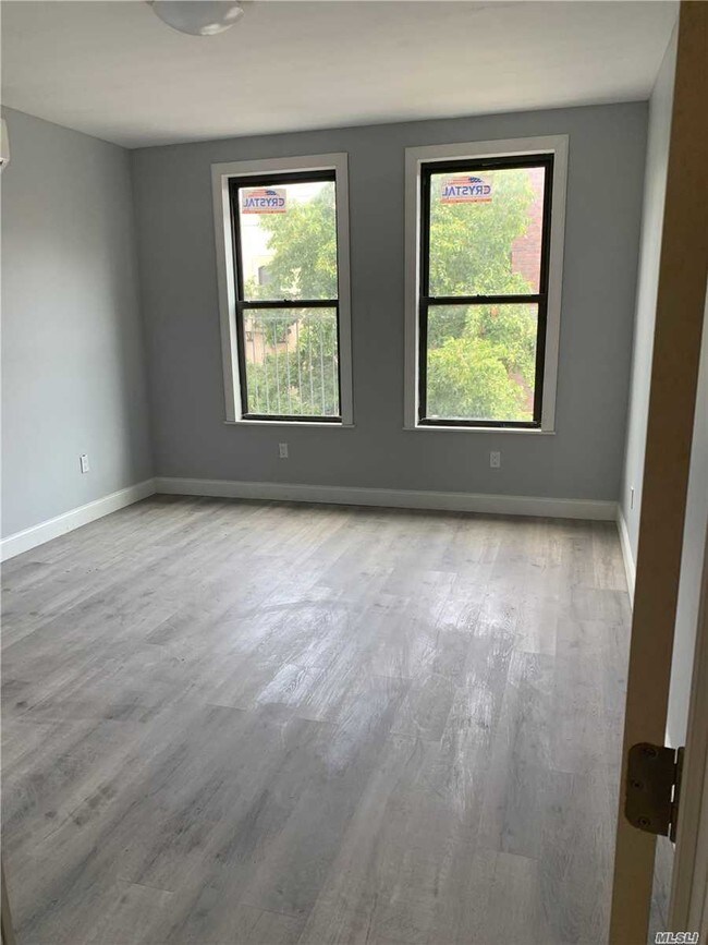 Building Photo - 1421 Dekalb Ave