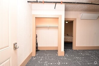 Building Photo - 152 Court