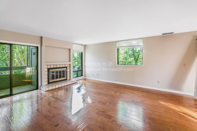 Foto del edificio - 820 Sea Spray Ln