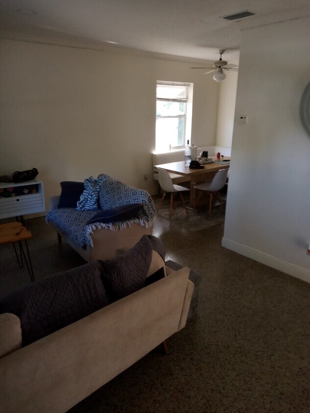 Primary Photo - 1426 15th Ave