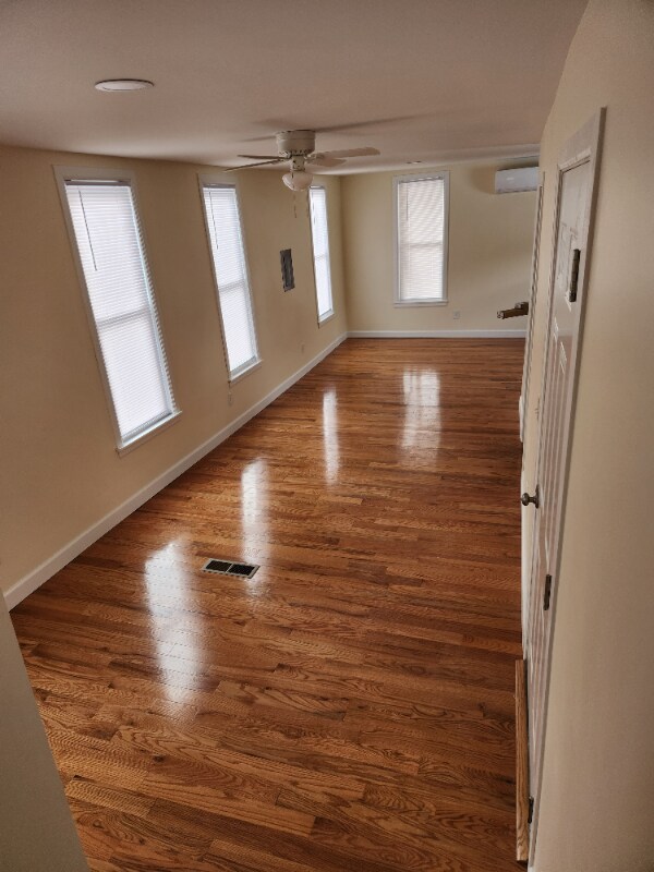 Foto del edificio - 97 Loomis St