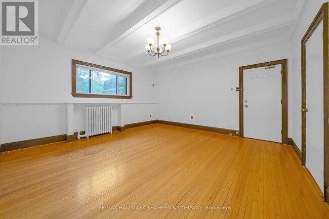 Building Photo - 16 Foxbar Rd