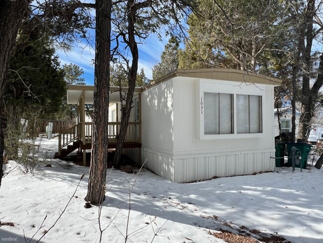 Building Photo - 2 br, 1 bath Mobile Home - 1031 West Laxton