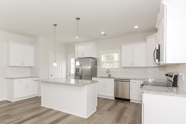 Foto del edificio - 7712 Shadow Lawn Rd, Charlotte, NC