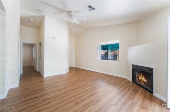 Building Photo - 2225 Pine Breeze Ln