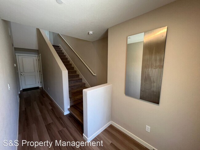 Building Photo - 2 br, 2 bath House - 3237 New York Road