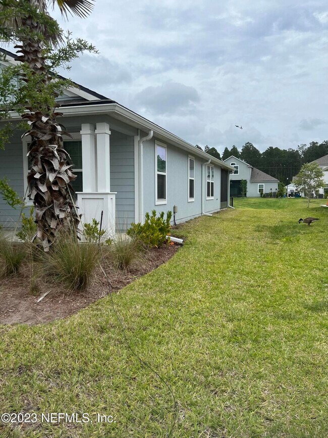 Foto del edificio - 574 Northside Dr S
