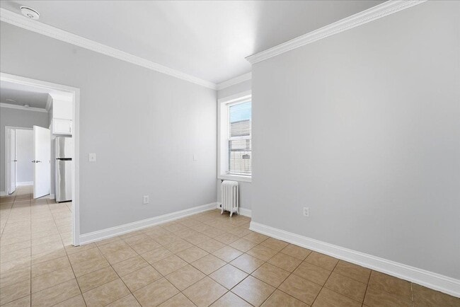 Building Photo - 3-5 Potter Pl