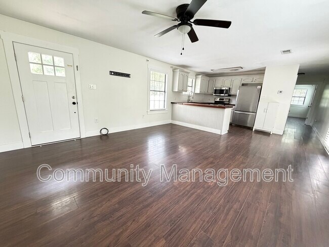 Foto del edificio - 11362 Cloverleaf Dr