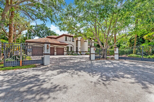 Foto del edificio - 5621 SW 68th Ct