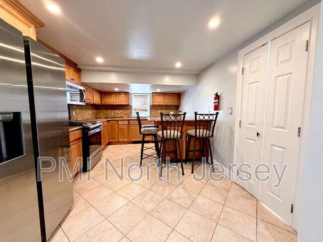 Foto del edificio - 227 Washington Ave