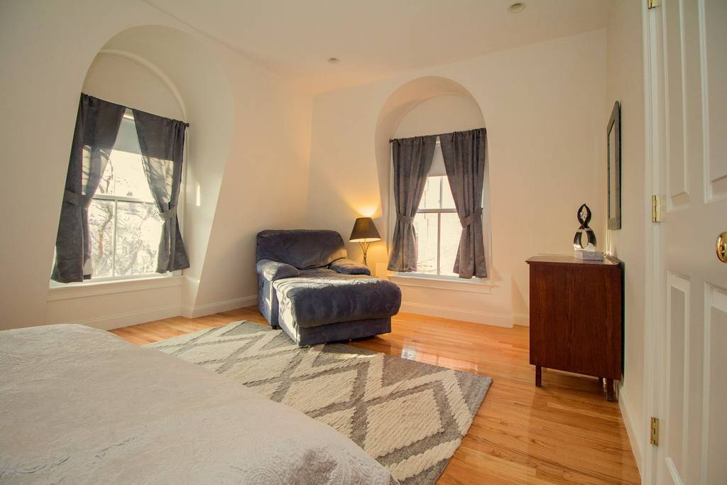 Foto principal - 2 Harvard Sq