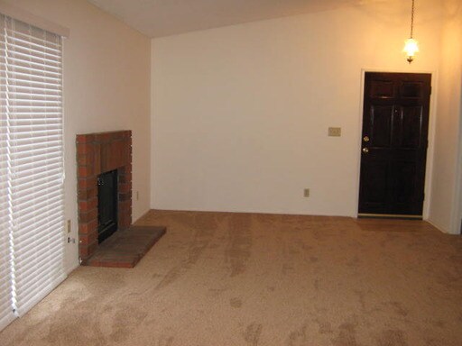 Building Photo - 25868 Estaban Dr