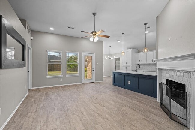 Building Photo - 105 Laurel Meadow Ct
