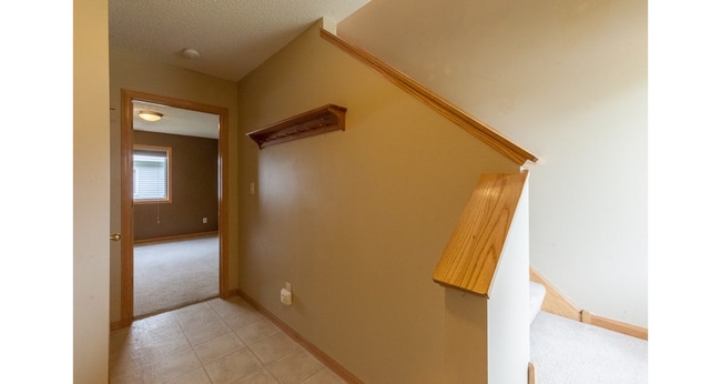 Building Photo - 128 Tanager Path