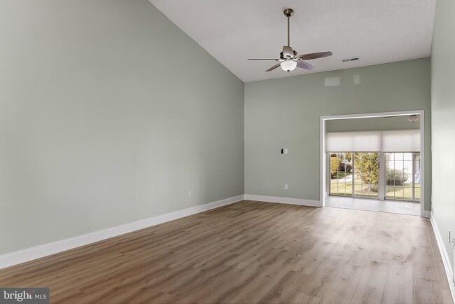 Building Photo - 3301 Neils Ct