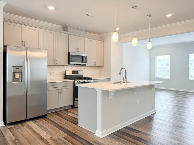 Building Photo - 3018 Brellon Ln