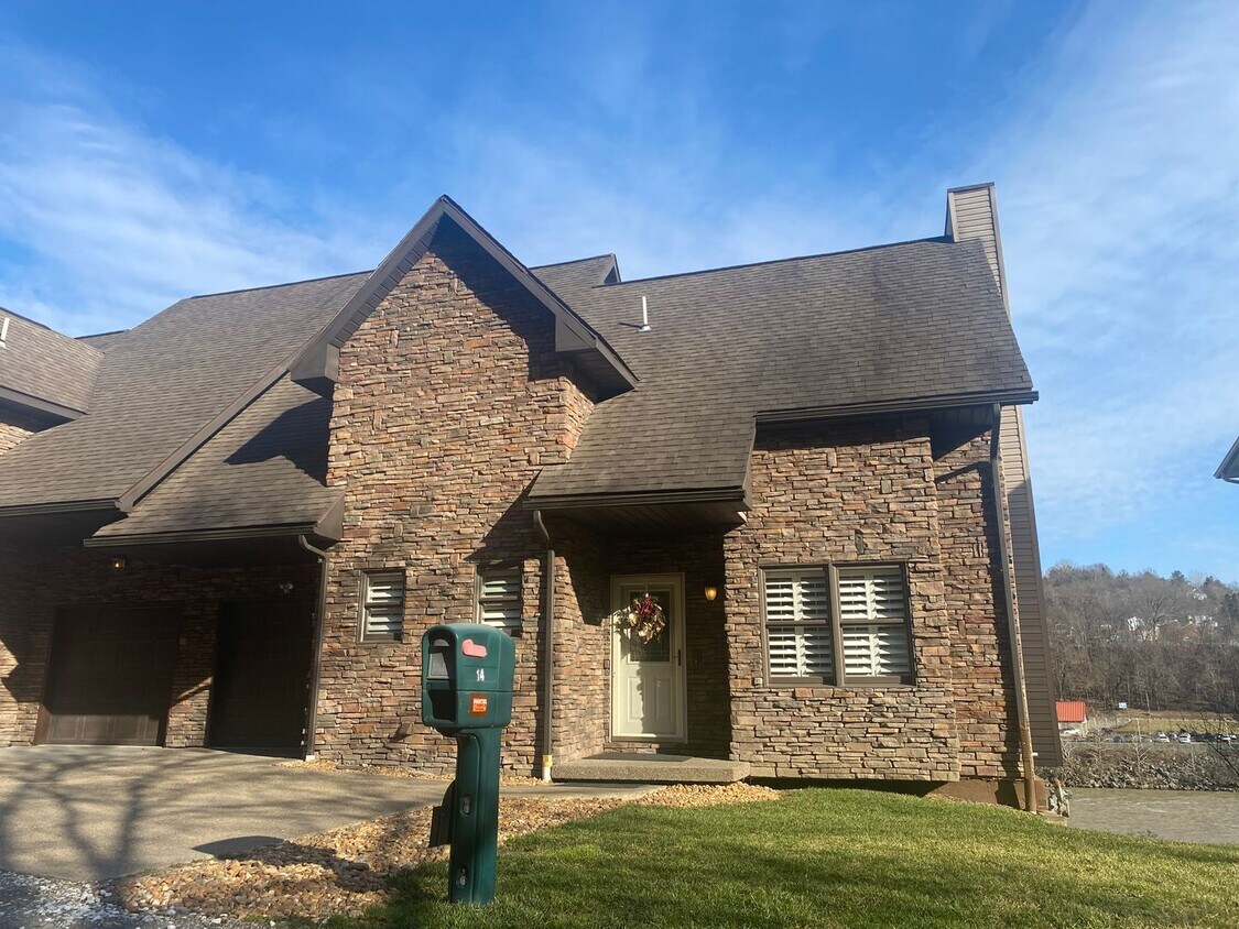 14 River Ridge Estates, WV 26501 House Rental in
