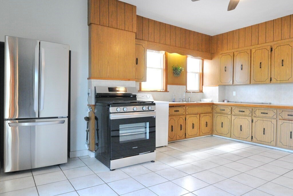 Foto principal - 8 Orient Ave