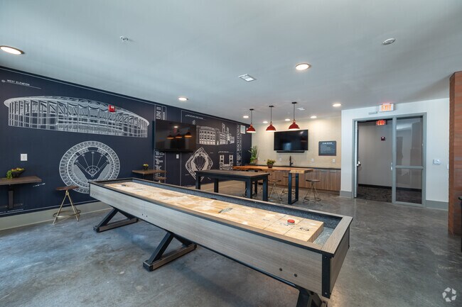 Casa club - 11th and Spruce