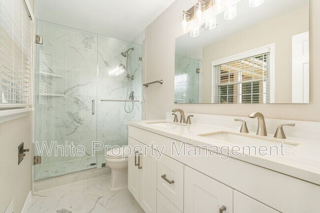 Foto del edificio - 7209 Quail Ridge Dr