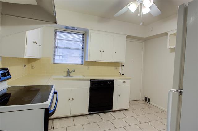 Building Photo - 6550 St Moritz Ave