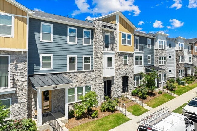 Building Photo - 1713 Unison Dr