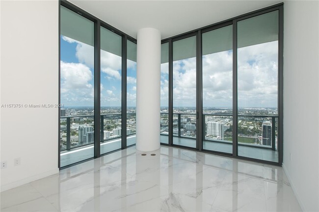 Foto del edificio - 480 NE 31st St